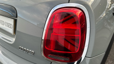 MINI Hatchback 1.5 Cooper Classic 5dr Petrol Hatchback